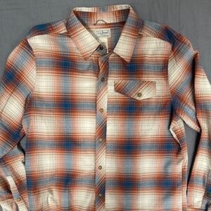 L.L. Bean Men's Mountainside Brushed Performance Shirt, M-Reg